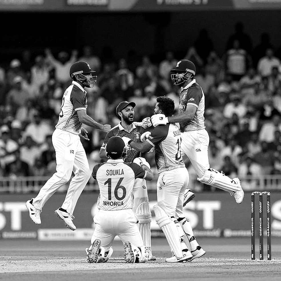 আট টেবিল, শূন্য তথ্যবিন্দু: যে রিপোর্টে কোনো ক্রিকেট ছিল না